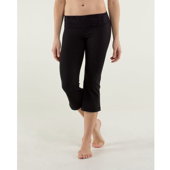 5 for $25| Lululemon Gather & Crow Crop Beautiful Baroque Deep - Picture 1 of 15